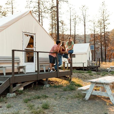 Kumsheen Rafting Resort Lytton エクステリア 写真