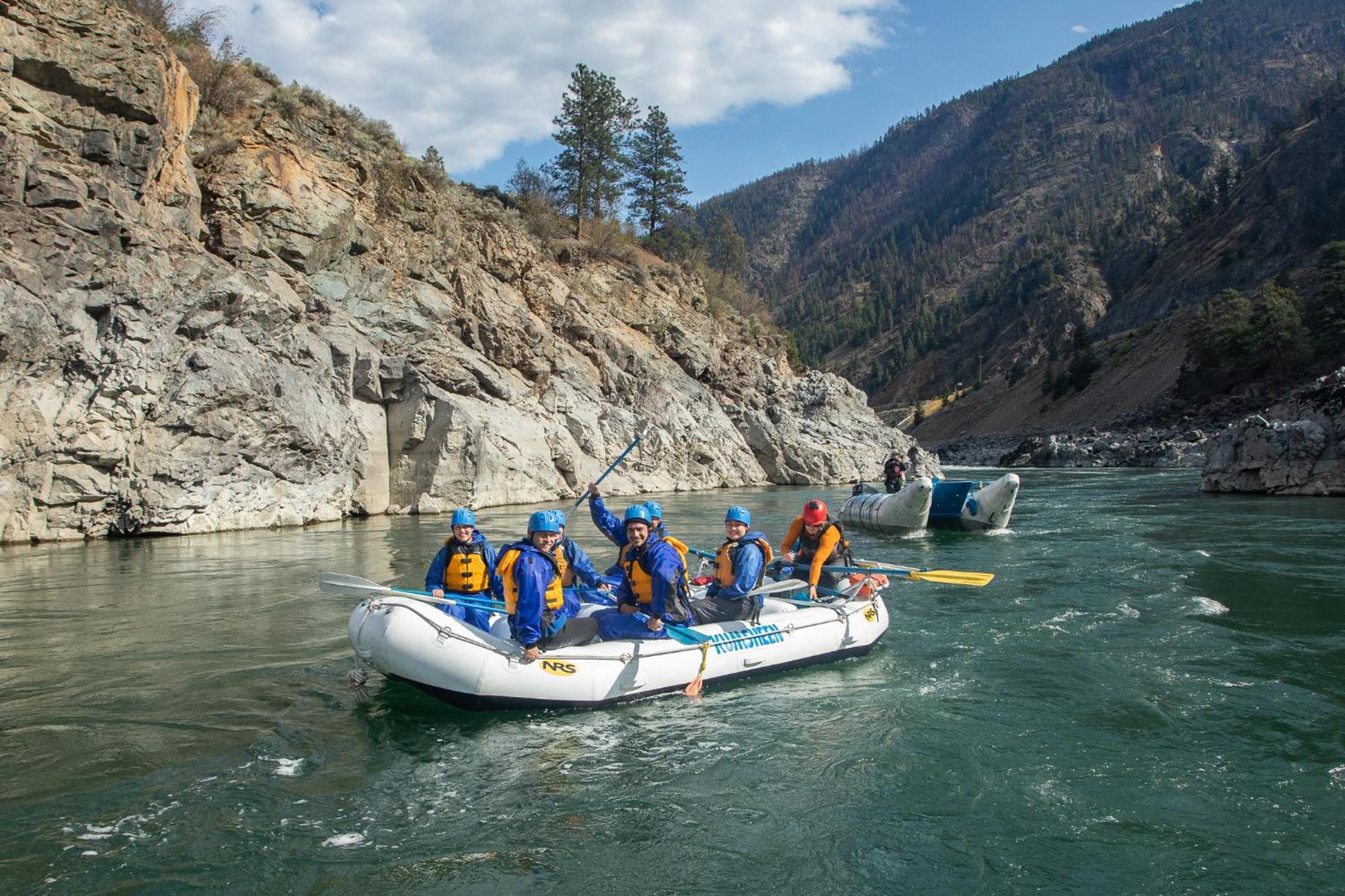Kumsheen Rafting Resort Lytton エクステリア 写真