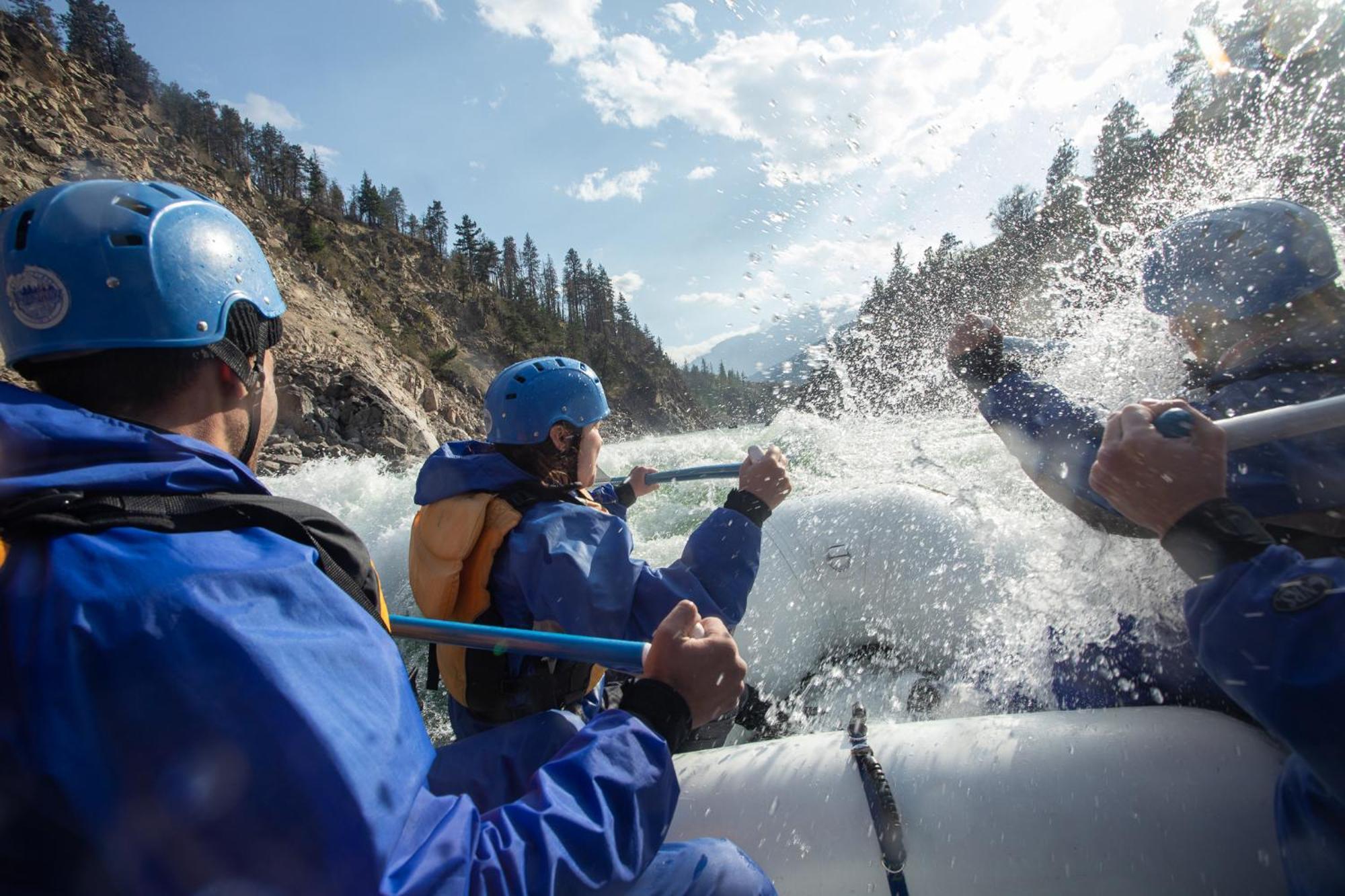 Kumsheen Rafting Resort Lytton エクステリア 写真