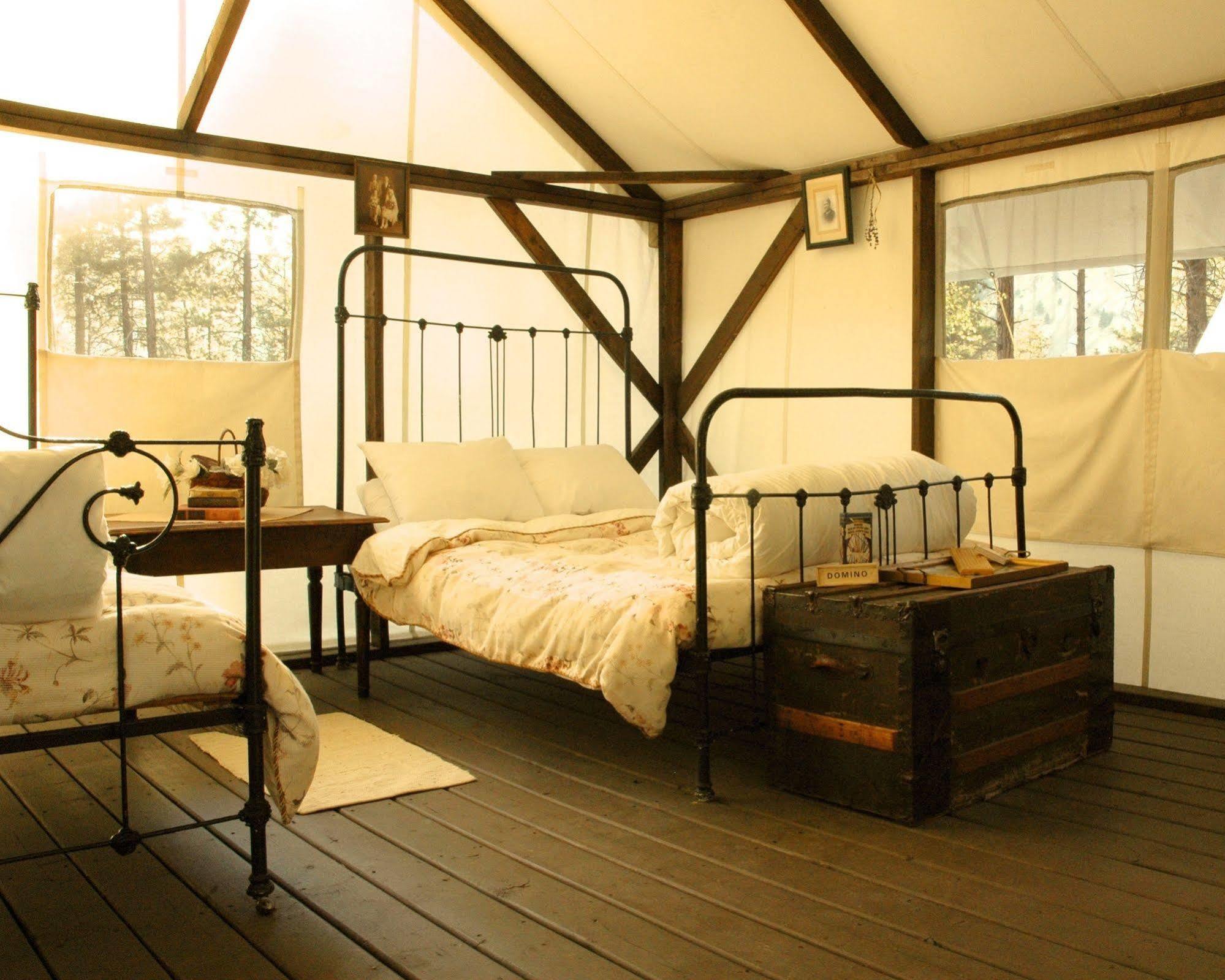 Kumsheen Rafting Resort Lytton エクステリア 写真